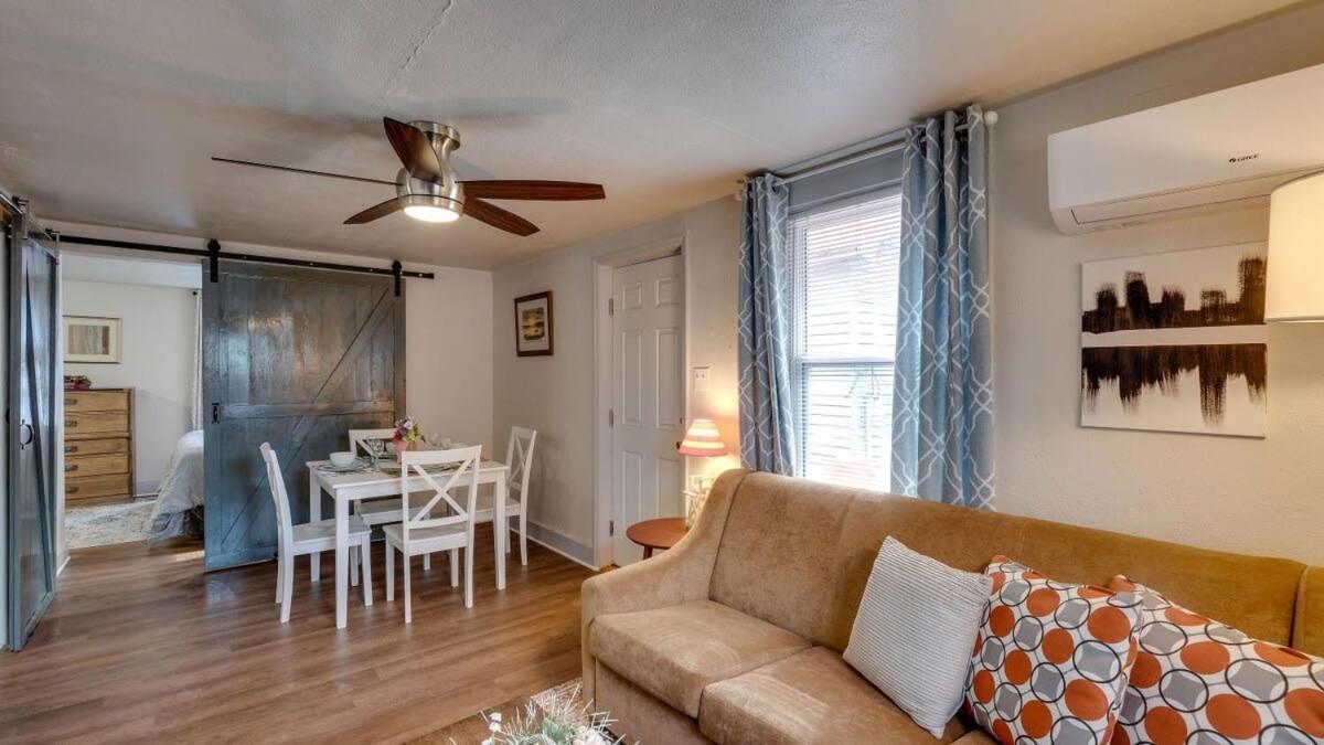 Retro Rainbow At Herb River-Orange Oasis #2-Upstairs Savannah Bagian luar foto